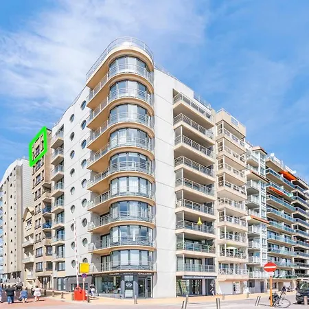 Duplex Met Zonnig Terras Aan Haven En Zee * Blankenberge