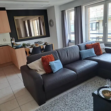 Apartment Duplex Met Zonnig Terras Aan Haven En Zee Blankenberge